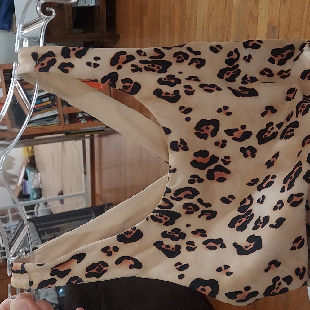 COPY - Fabletics leopard print sports bra
